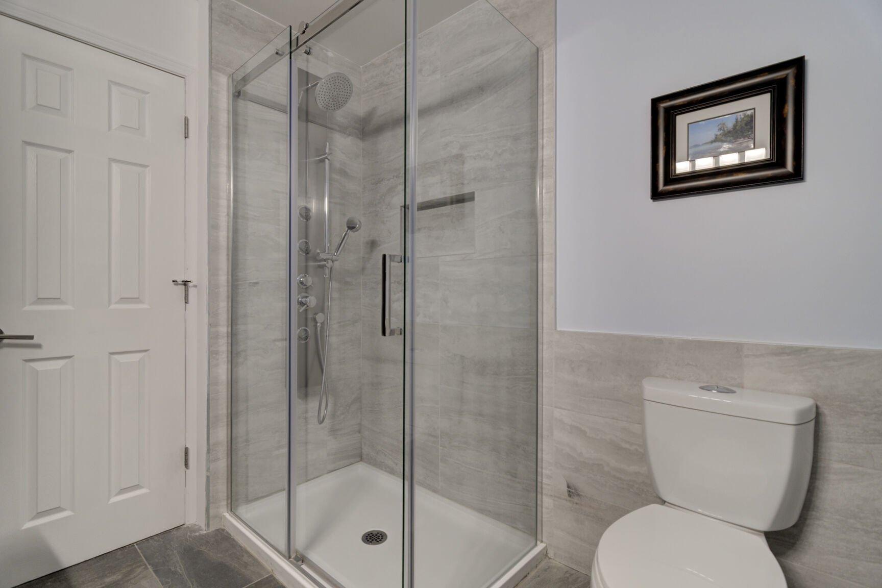 









1830


Rue Therrien

,
Brossard,




QC
J4W2J7

