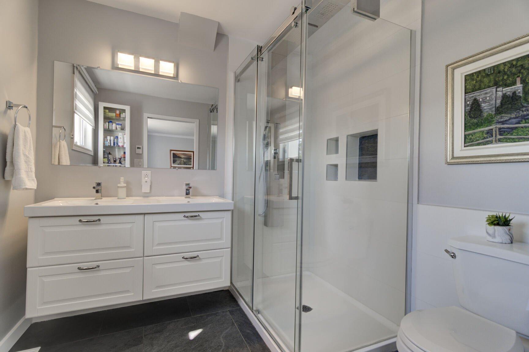 









1830


Rue Therrien

,
Brossard,




QC
J4W2J7

