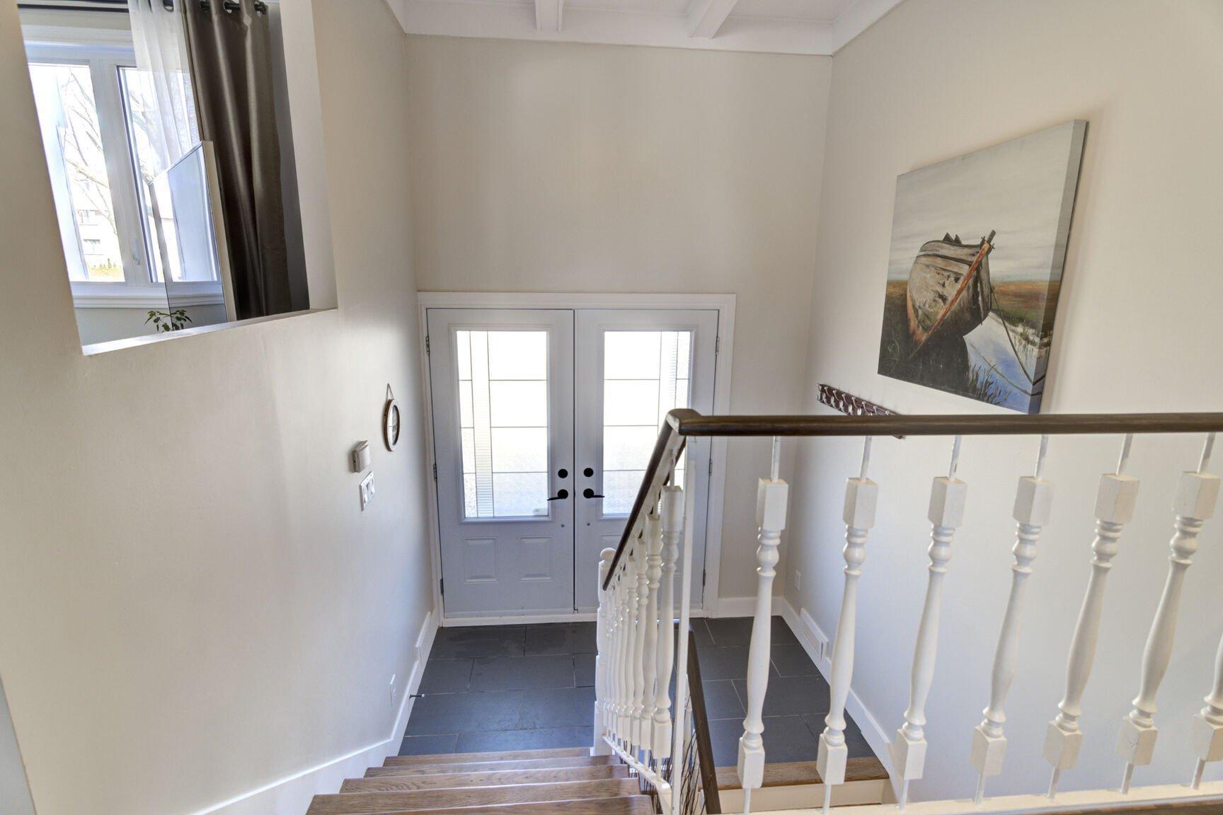 









1830


Rue Therrien

,
Brossard,




QC
J4W2J7

