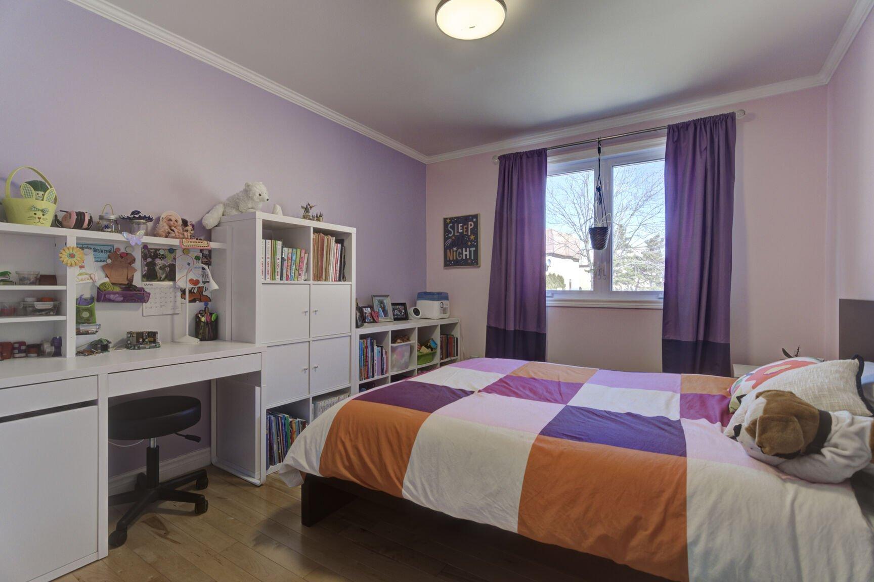 









1830


Rue Therrien

,
Brossard,




QC
J4W2J7

