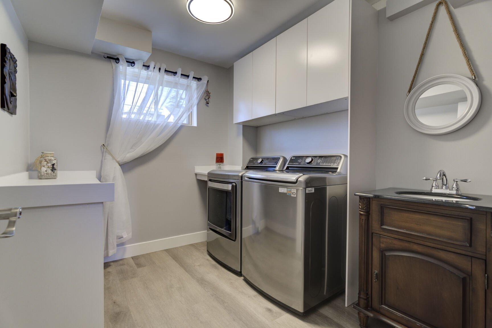 









1830


Rue Therrien

,
Brossard,




QC
J4W2J7

