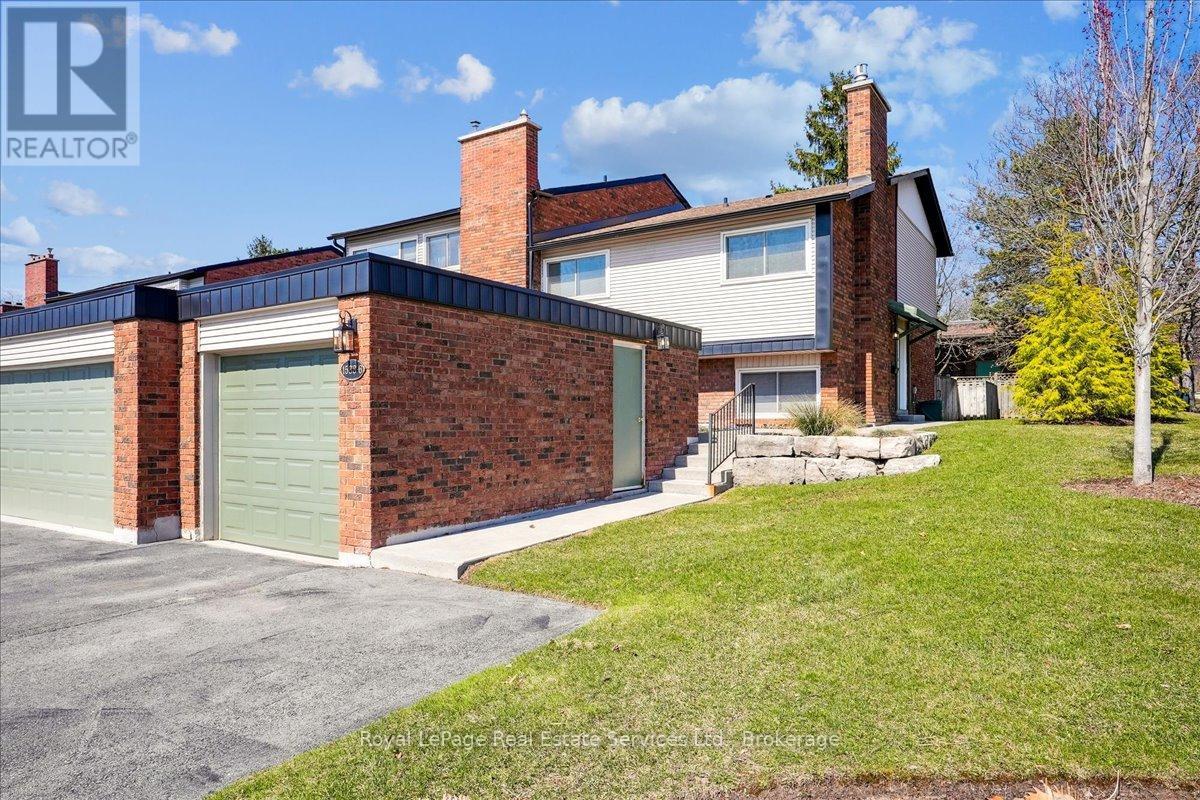 












6 - 1588 KERNS ROAD

,
Burlington (Tyandaga),




Ontario
L7P3A7

