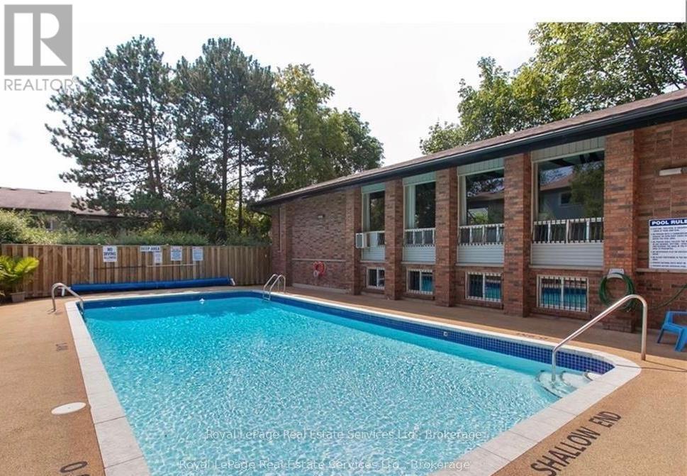 












6 - 1588 KERNS ROAD

,
Burlington (Tyandaga),




Ontario
L7P3A7

