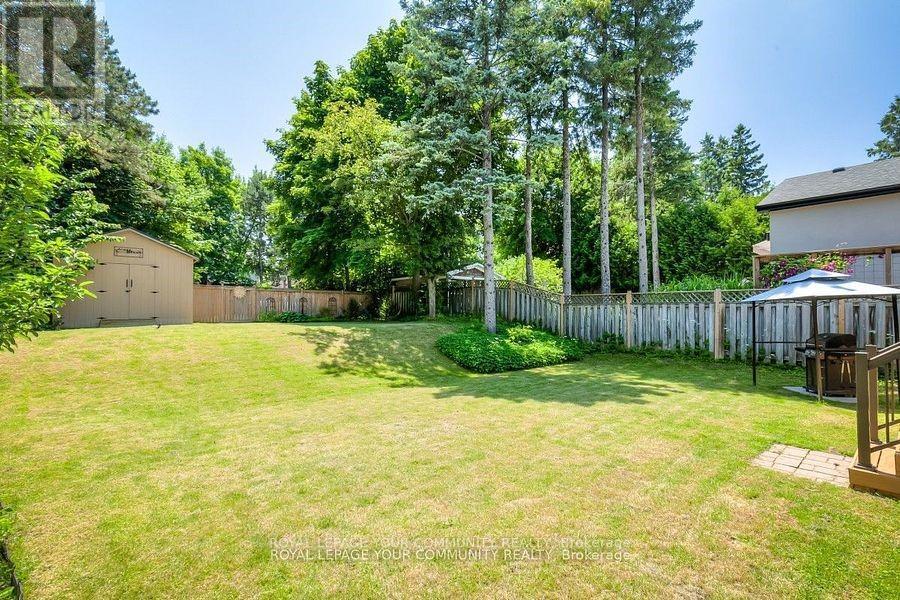 












87 RICHARDSON DRIVE

,
Aurora,




Ontario
L4G1Z4

