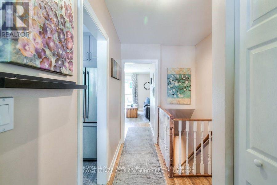 












87 RICHARDSON DRIVE

,
Aurora,




Ontario
L4G1Z4

