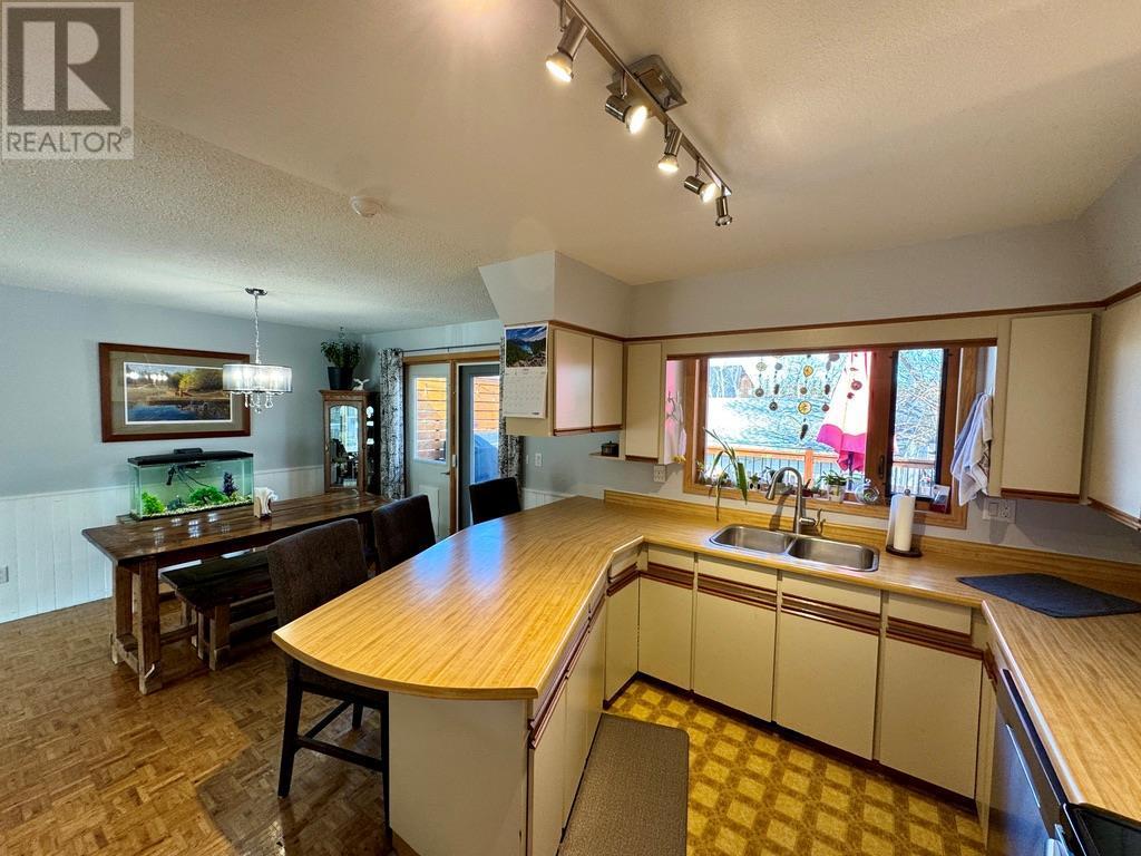 












1708 CEDARWOOD Court

,
Dawson Creek,




British Columbia
V1G4L8

