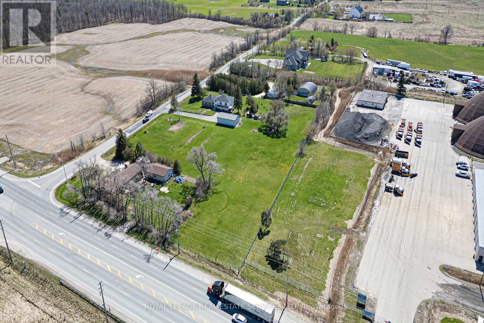 












3029 BURNHAMTHORPE ROAD W

,
Milton,




Ontario
L9T5S2

