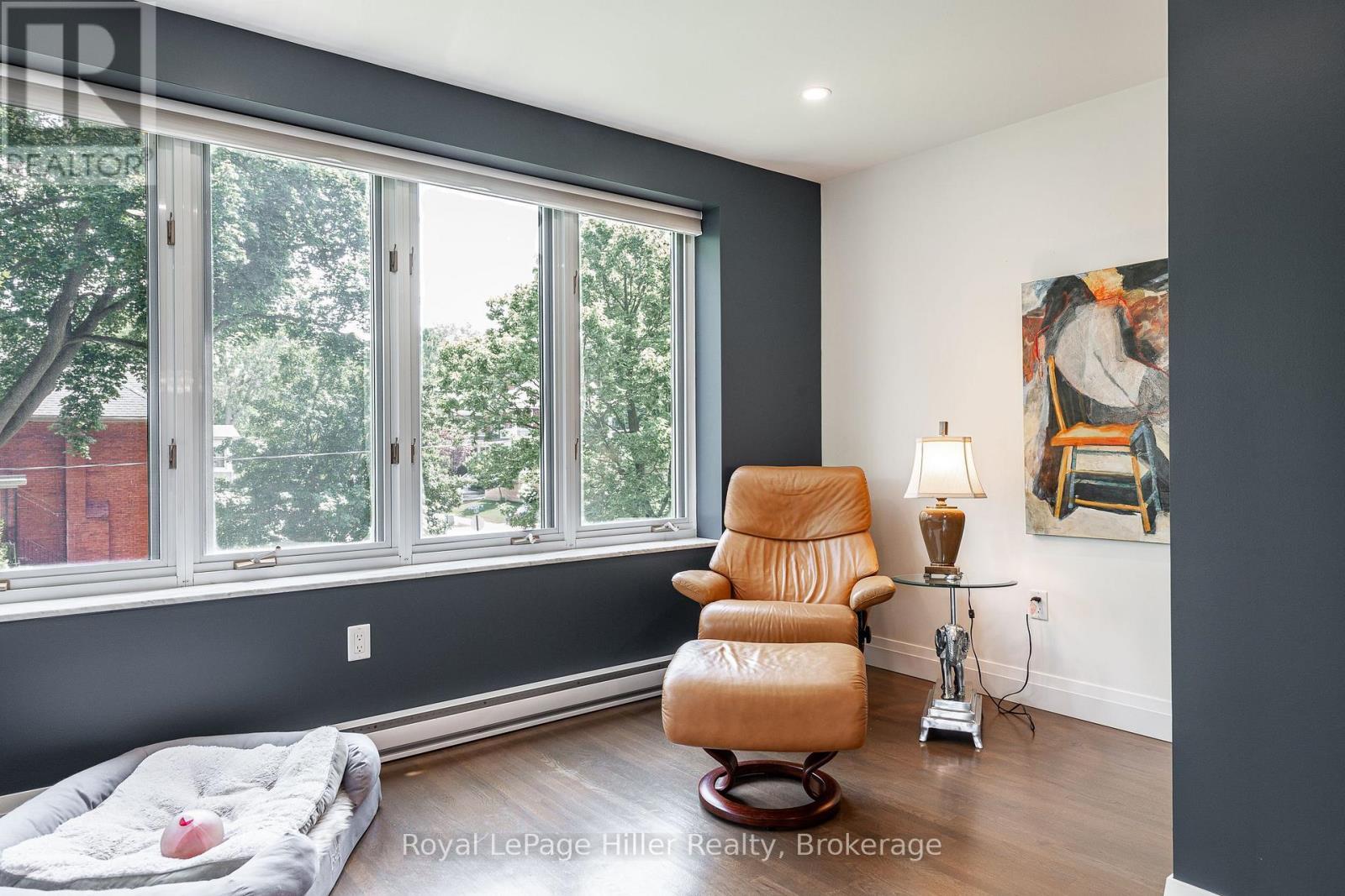 












205 - 30 FRONT STREET

,
Stratford,




Ontario
N5A7S3

