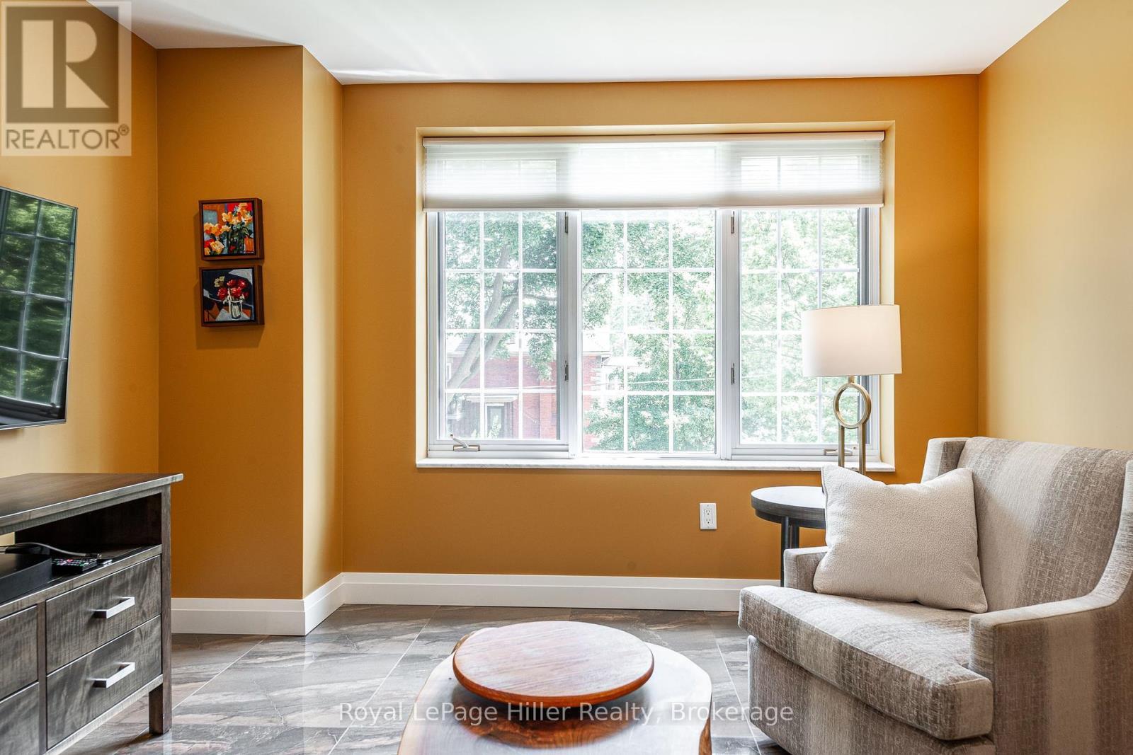 












205 - 30 FRONT STREET

,
Stratford,




Ontario
N5A7S3

