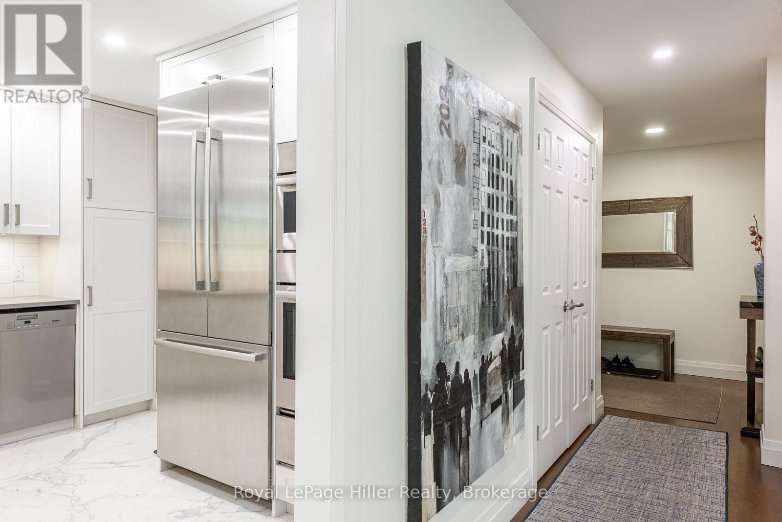 












205 - 30 FRONT STREET

,
Stratford,




Ontario
N5A7S3

