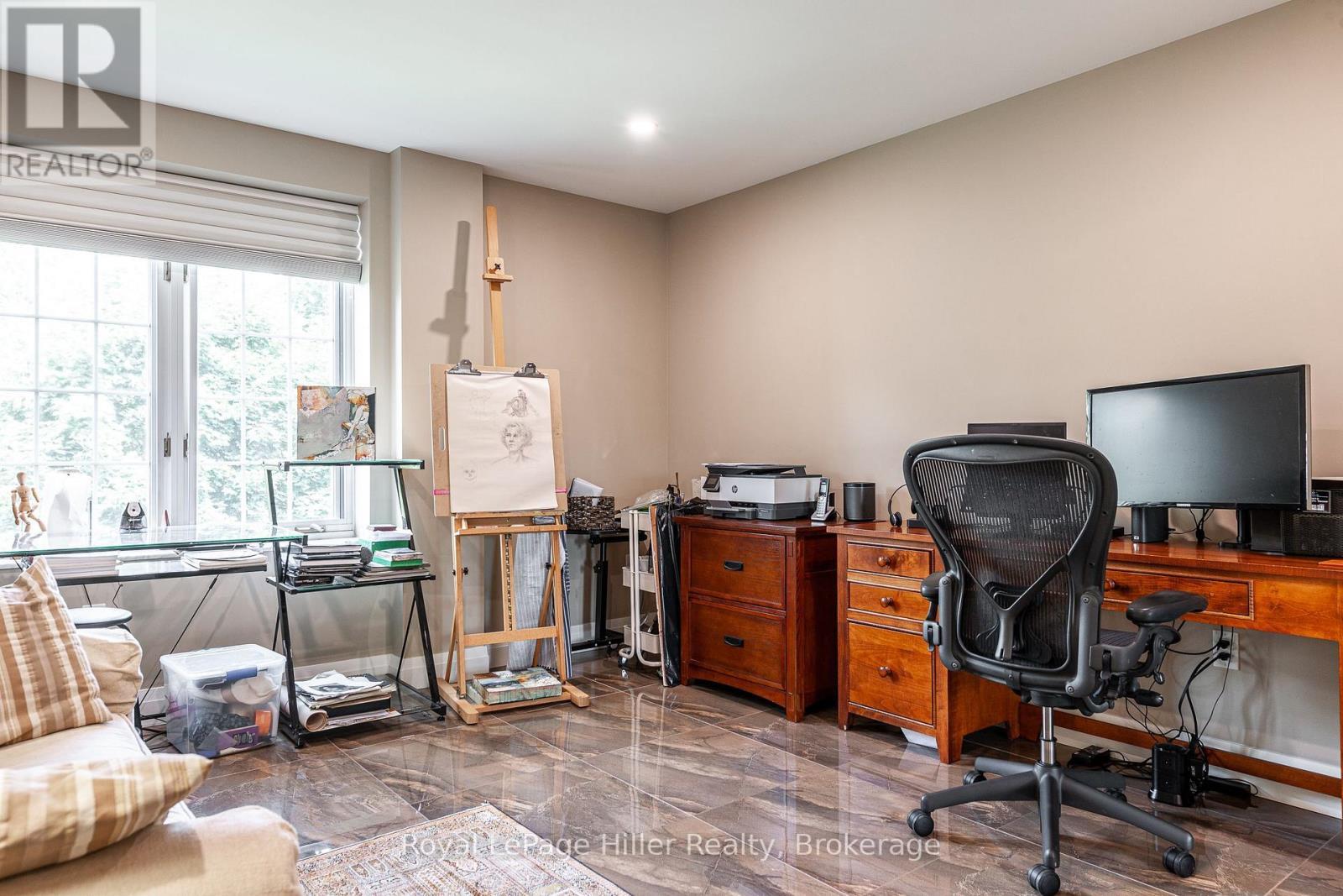 












205 - 30 FRONT STREET

,
Stratford,




Ontario
N5A7S3

