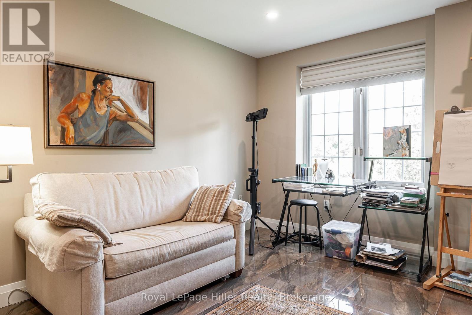 












205 - 30 FRONT STREET

,
Stratford,




Ontario
N5A7S3


