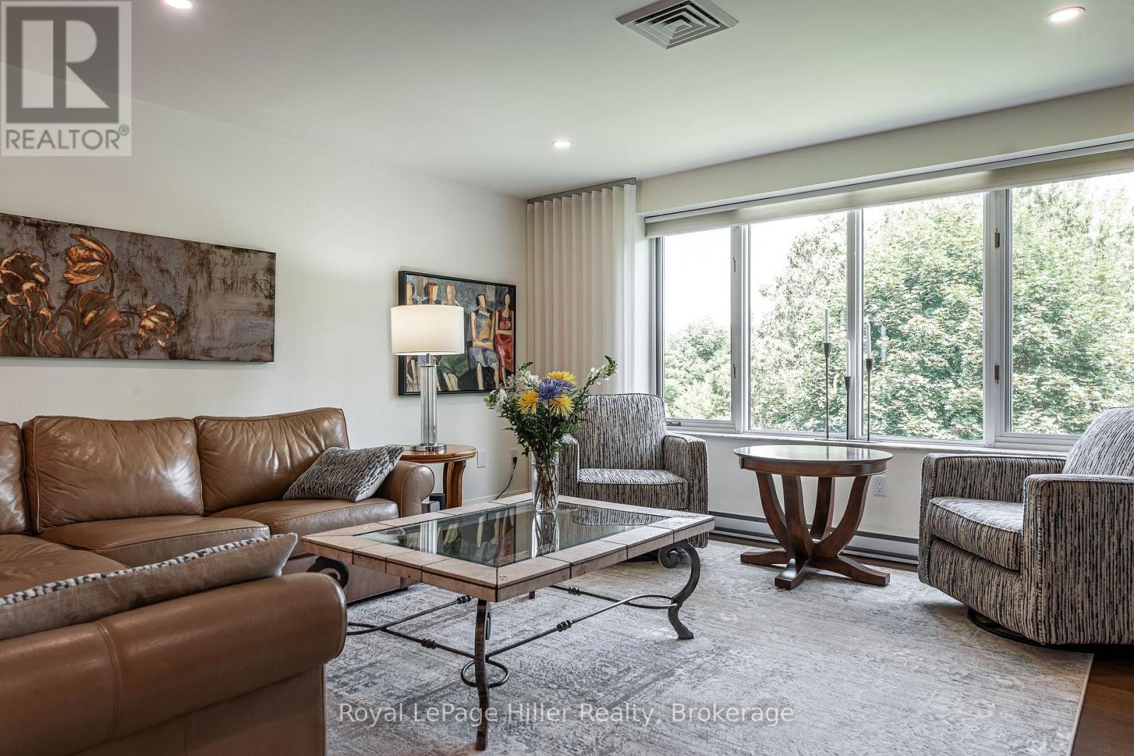 












205 - 30 FRONT STREET

,
Stratford,




Ontario
N5A7S3

