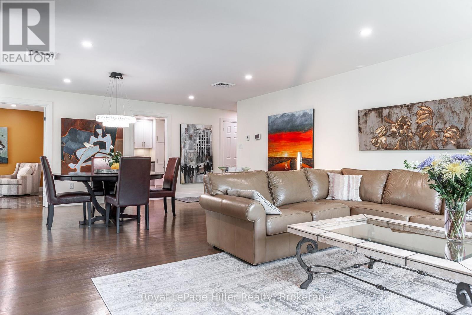 












205 - 30 FRONT STREET

,
Stratford,




Ontario
N5A7S3

