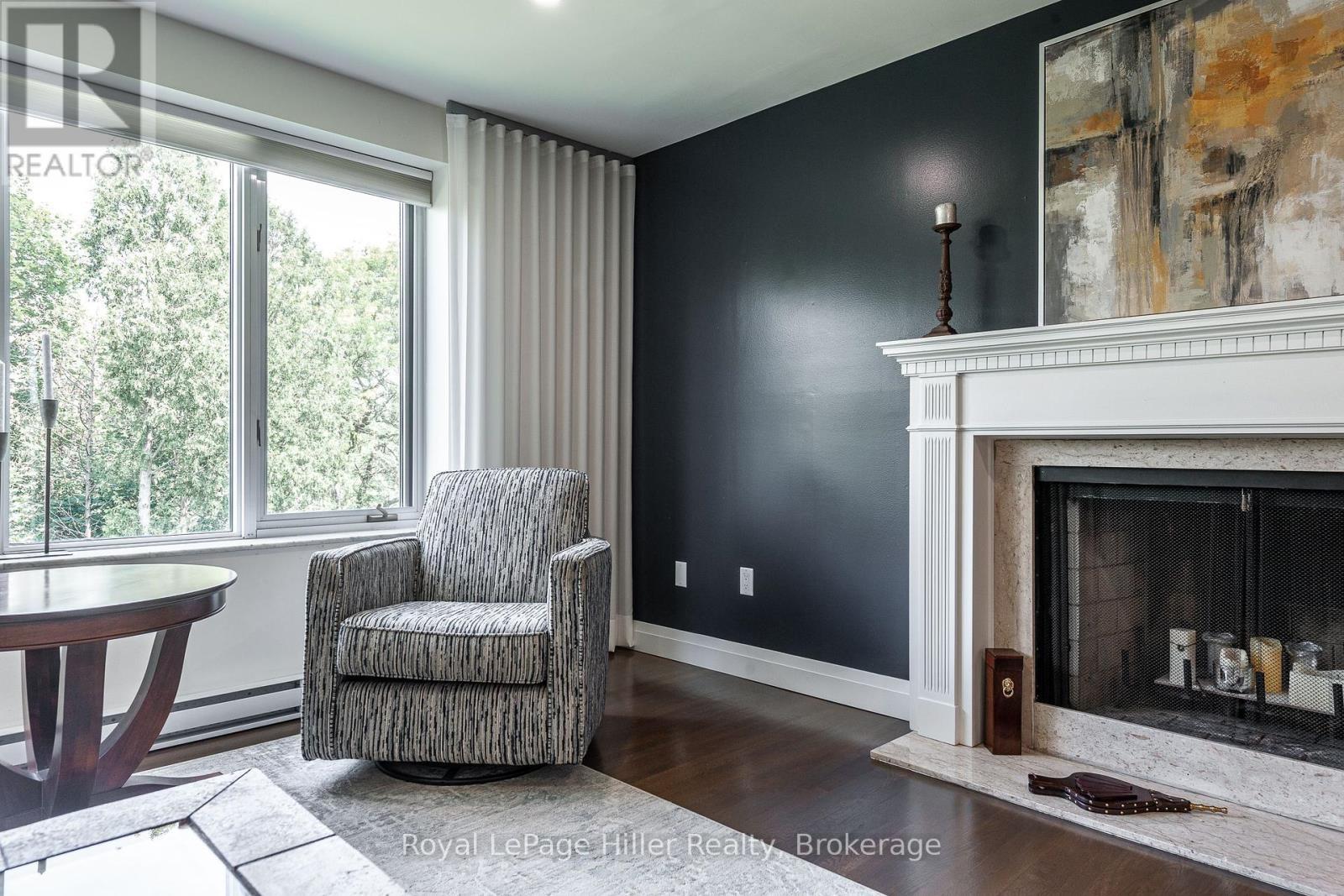












205 - 30 FRONT STREET

,
Stratford,




Ontario
N5A7S3

