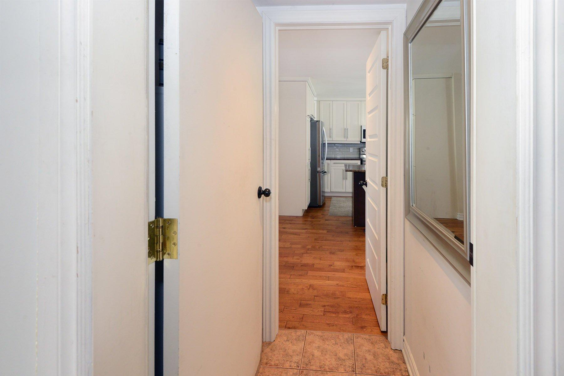 









112


Rue Robert

,
Les Coteaux,




QC
J7X1A5

