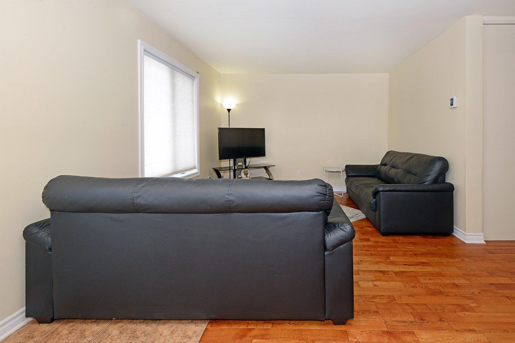 









112


Rue Robert

,
Les Coteaux,




QC
J7X1A5

