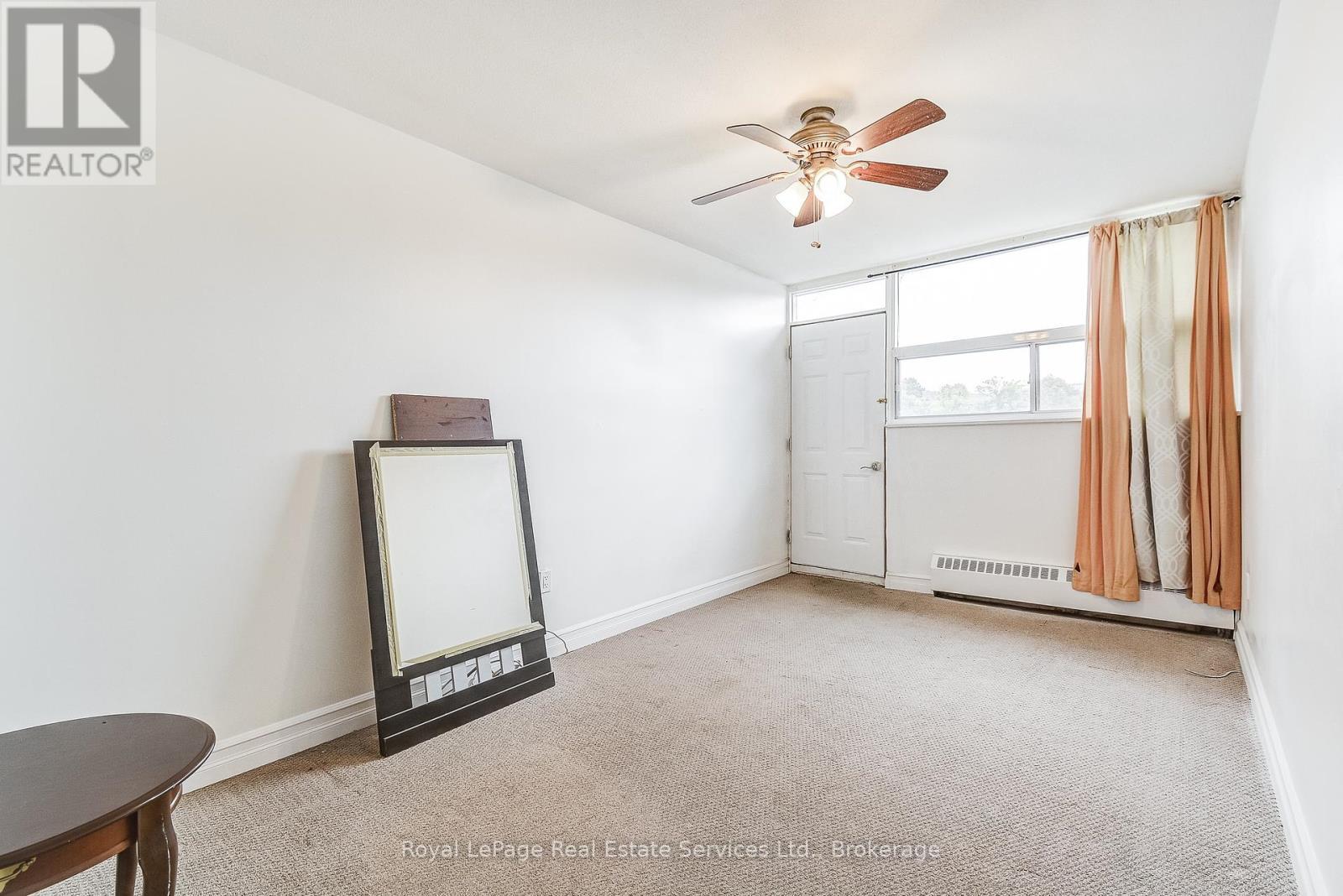 












17 - 15 ALBRIGHT ROAD

,
Hamilton (Vincent),




Ontario
L8K5J2

