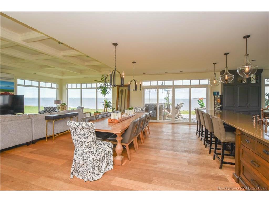









307


rue de l'ILe

ST,
Caraquet,




NB
E1W 1B5

