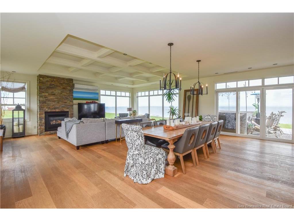 









307


rue de l'ILe

ST,
Caraquet,




NB
E1W 1B5

