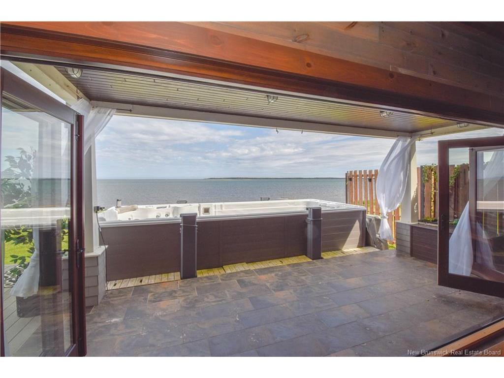 









307


rue de l'ILe

ST,
Caraquet,




NB
E1W 1B5

