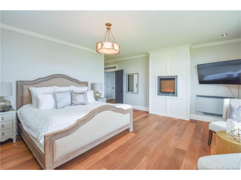 









307


rue de l'ILe

ST,
Caraquet,




NB
E1W 1B5

