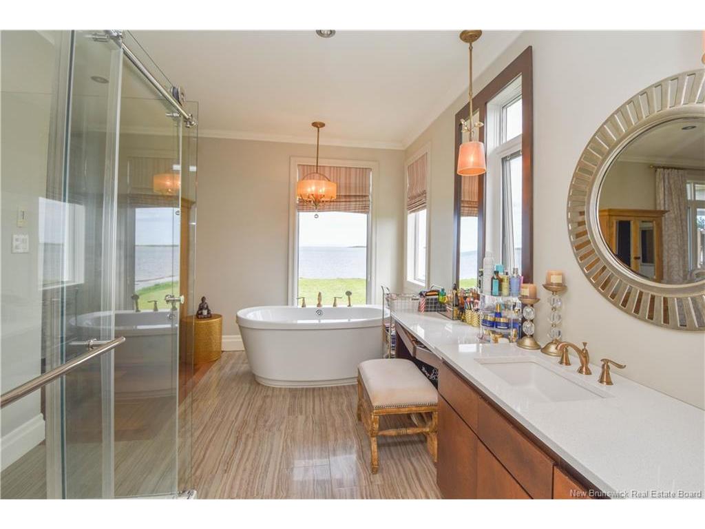 









307


rue de l'ILe

ST,
Caraquet,




NB
E1W 1B5

