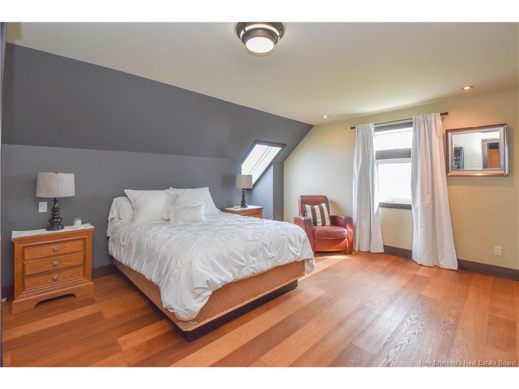 









307


rue de l'ILe

ST,
Caraquet,




NB
E1W 1B5


