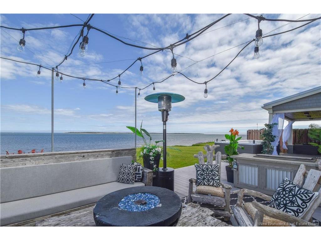 









307


rue de l'ILe

ST,
Caraquet,




NB
E1W 1B5

