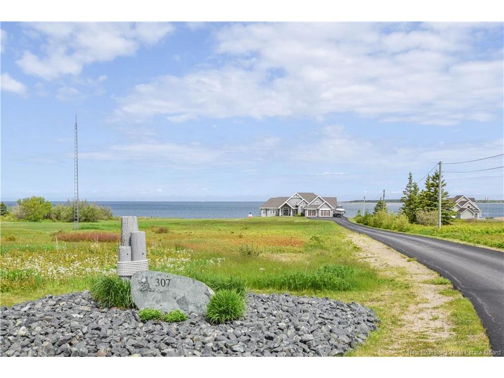 









307


rue de l'ILe

ST,
Caraquet,




NB
E1W 1B5


