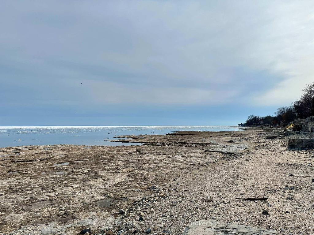 









11273


Harbourview

Road,
Wainfleet,




ON
L3K 5V4

