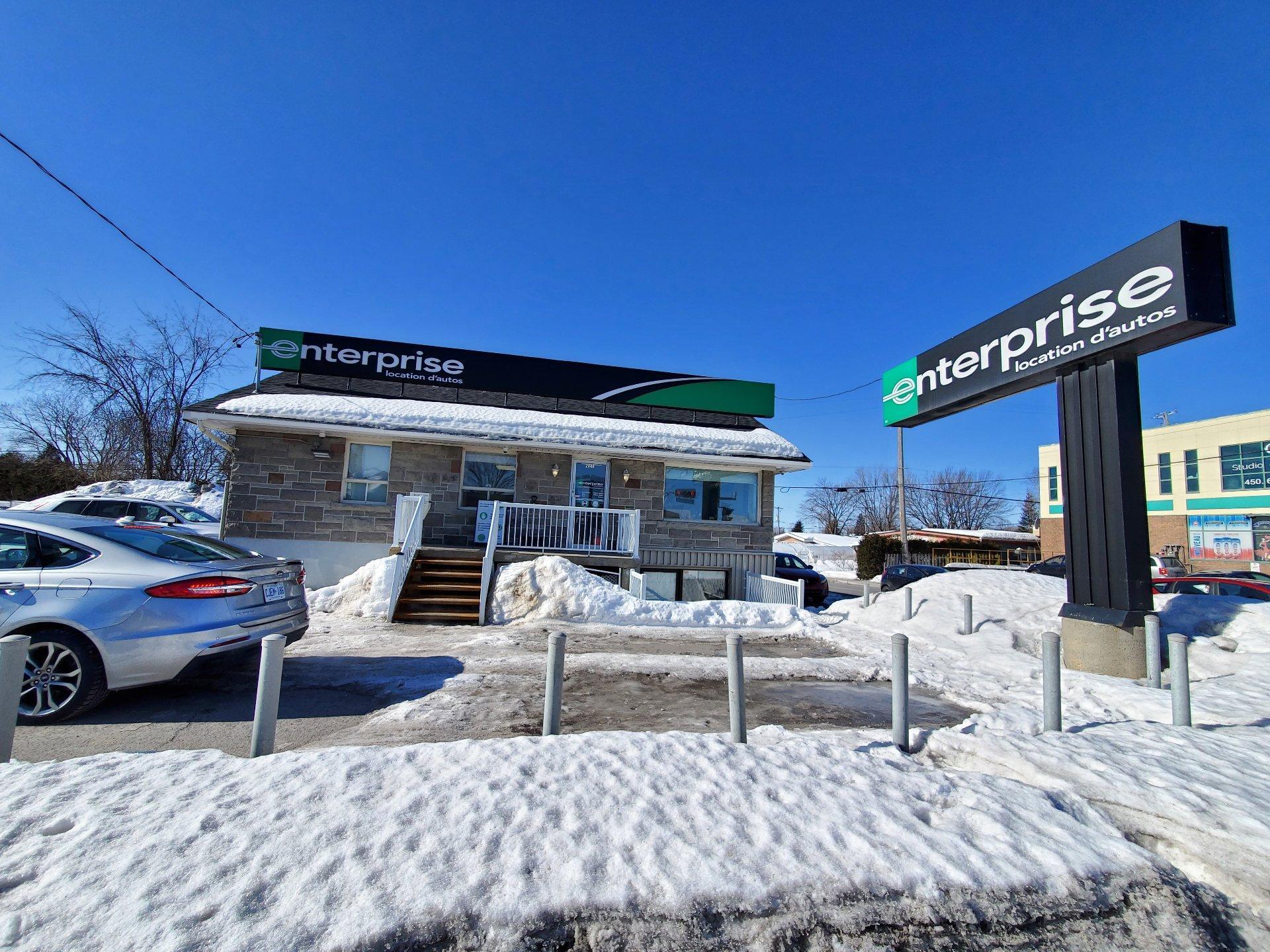 









2046


Boul. des Laurentides

,
Laval (Chomedey),




QC
H7M2Y5

