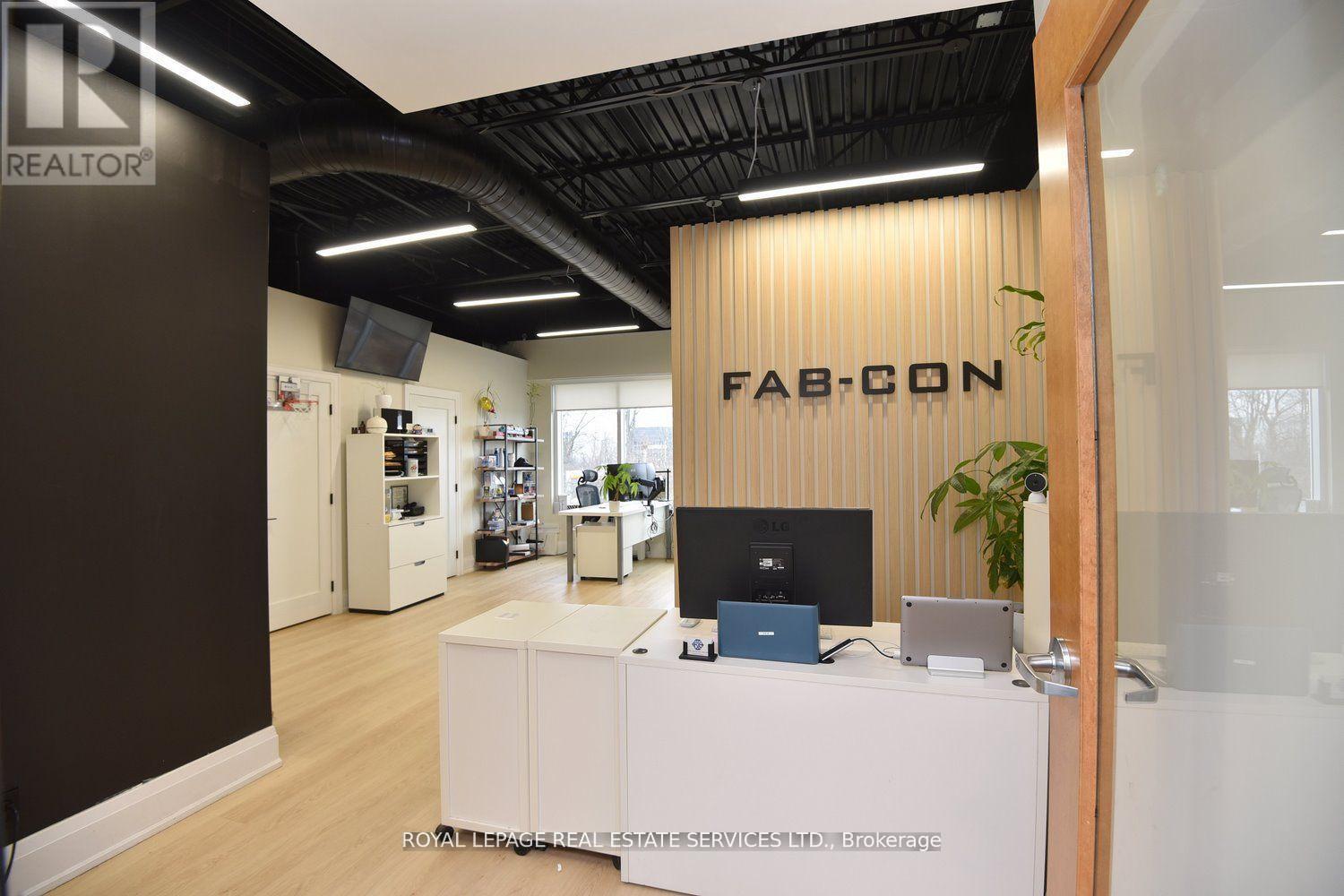 












208 - 3465 REBECCA STREET

,
Oakville,




Ontario
L6L0H3

