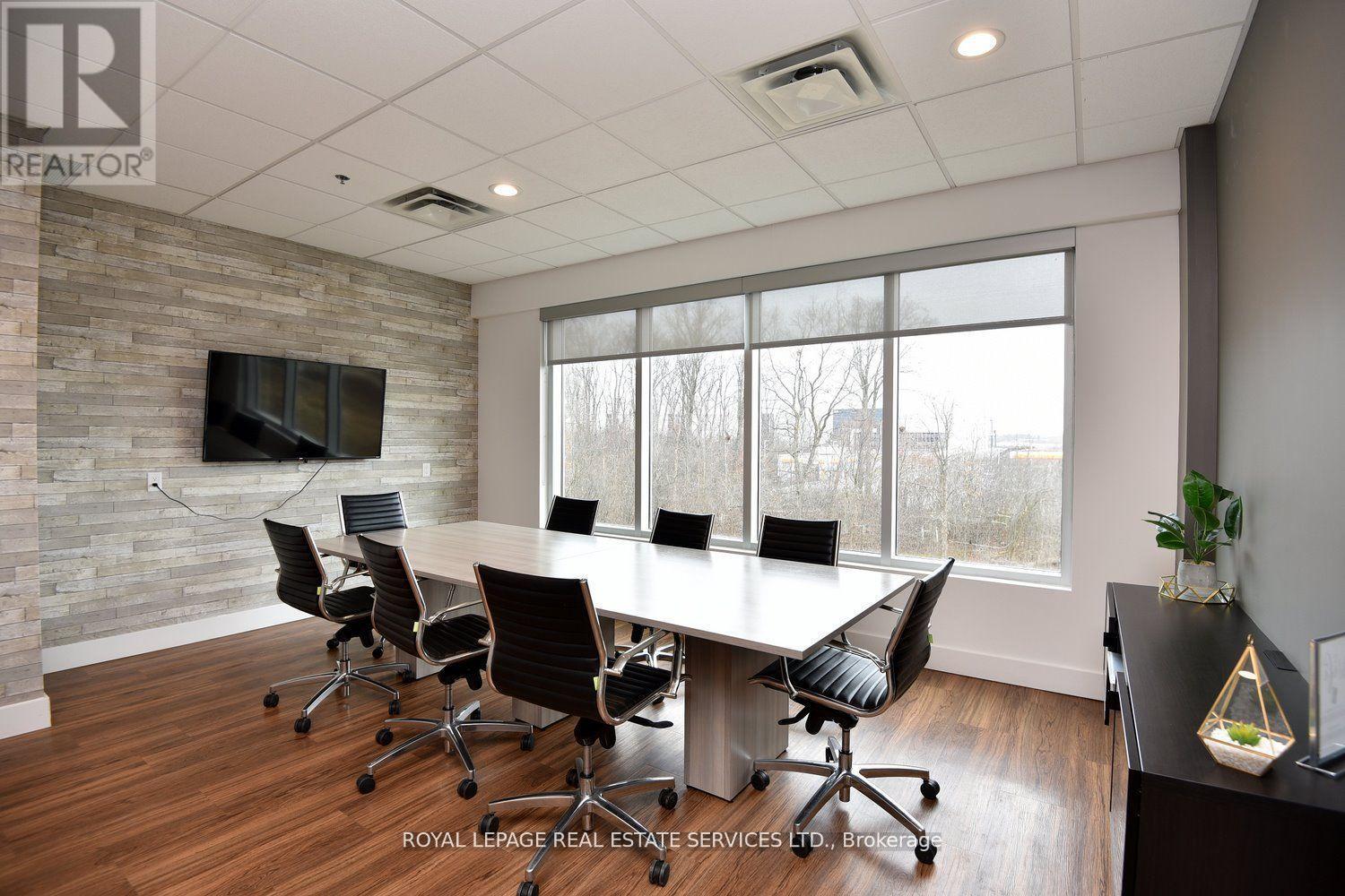 












208 - 3465 REBECCA STREET

,
Oakville,




Ontario
L6L0H3

