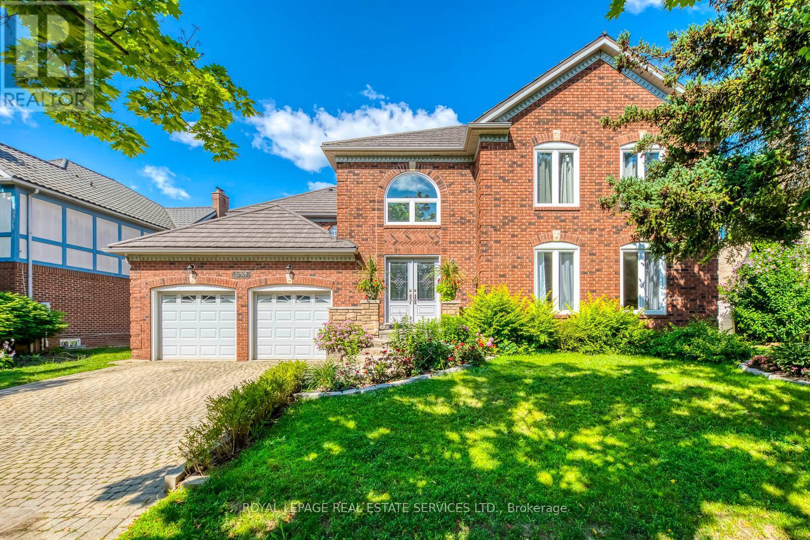












4538 CREDIT POINTE DRIVE

,
Mississauga,




Ontario
L5M3L9

