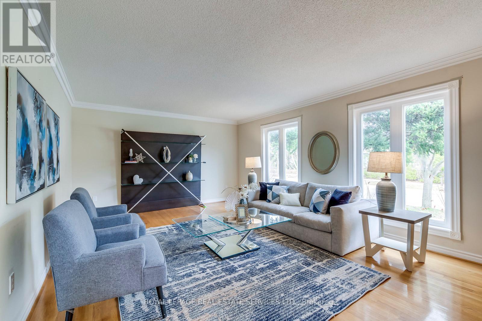 












4538 CREDIT POINTE DRIVE

,
Mississauga,




Ontario
L5M3L9

