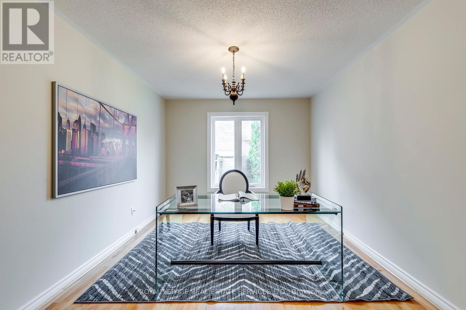 












4538 CREDIT POINTE DRIVE

,
Mississauga,




Ontario
L5M3L9

