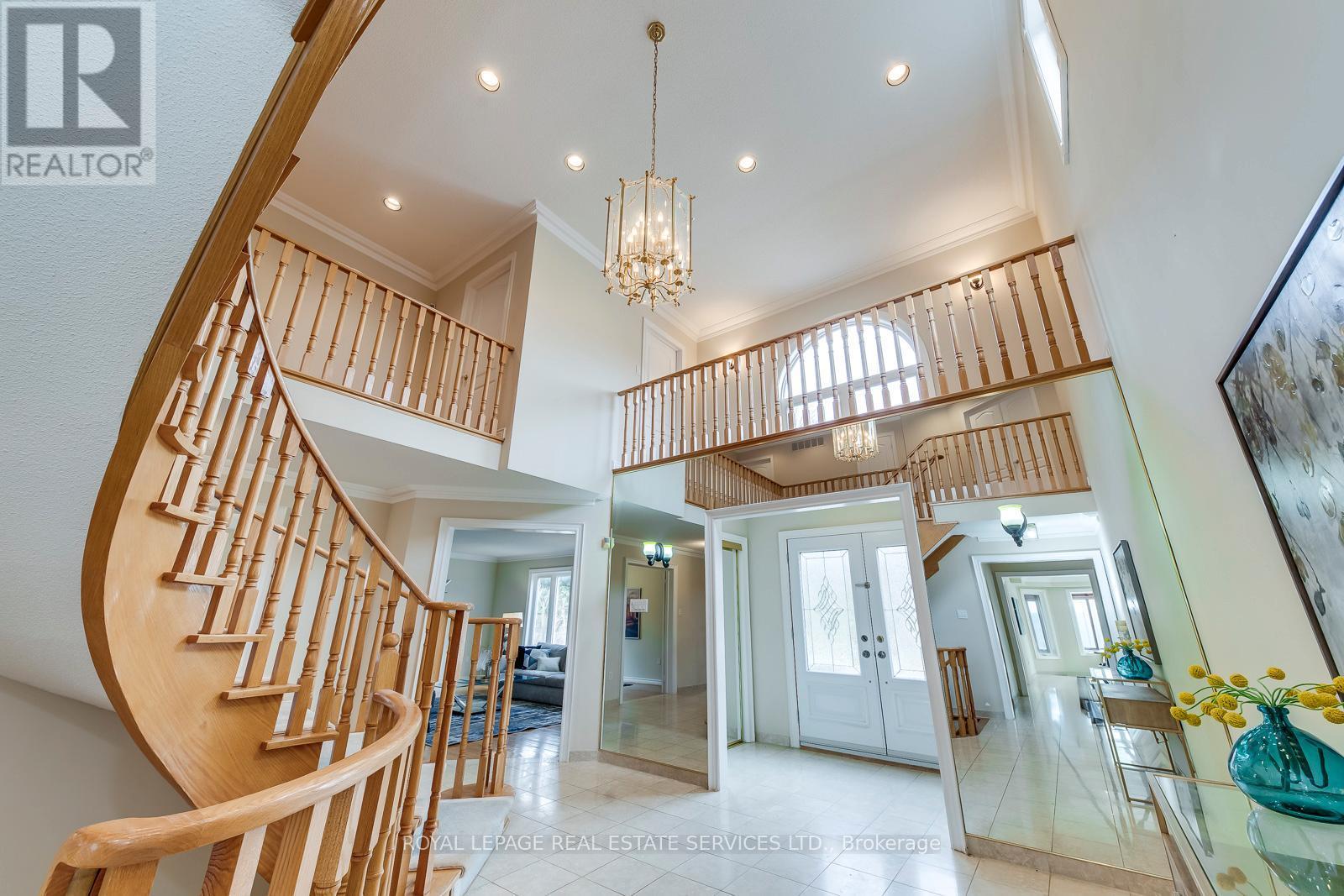 












4538 CREDIT POINTE DRIVE

,
Mississauga,




Ontario
L5M3L9

