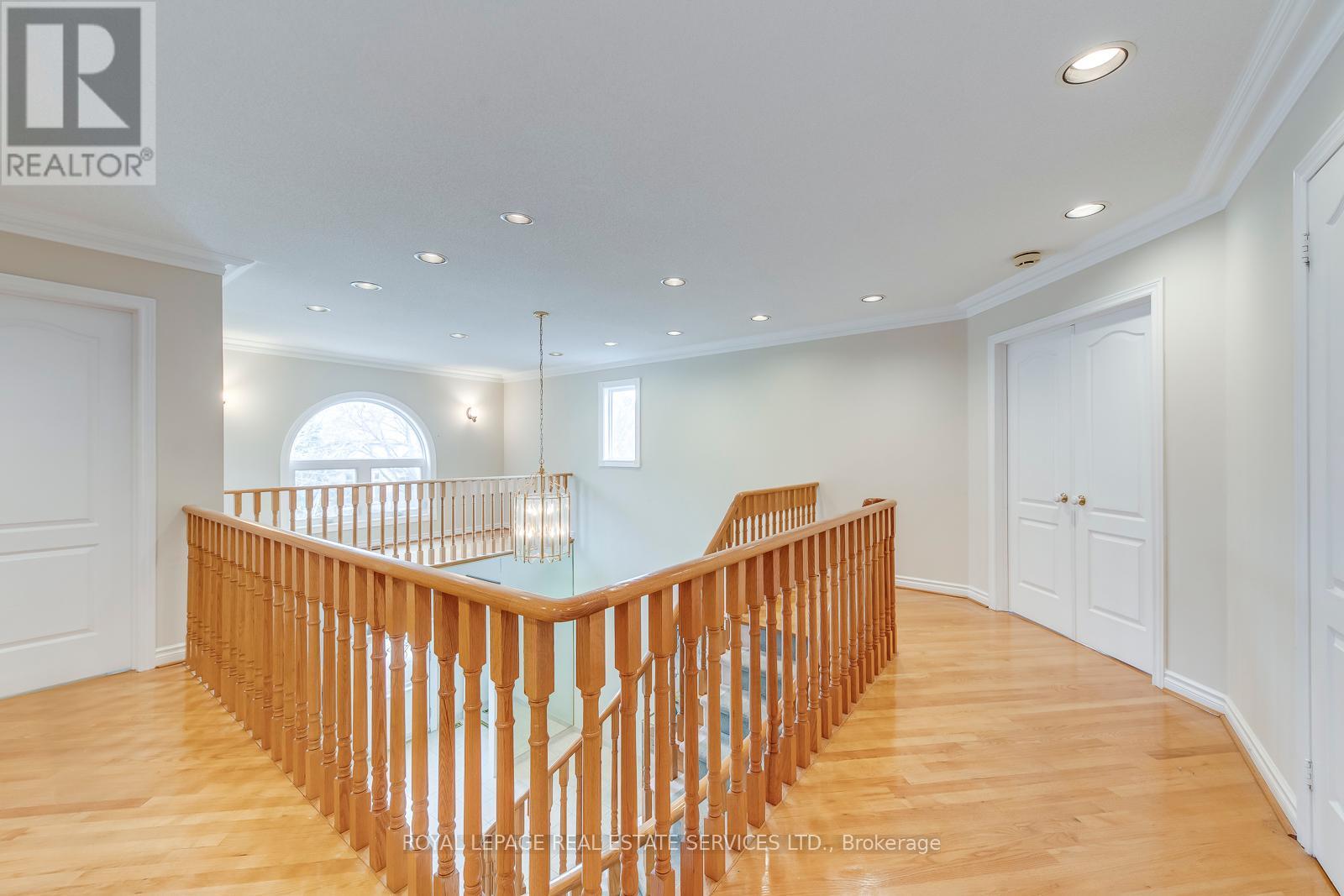 












4538 CREDIT POINTE DRIVE

,
Mississauga,




Ontario
L5M3L9

