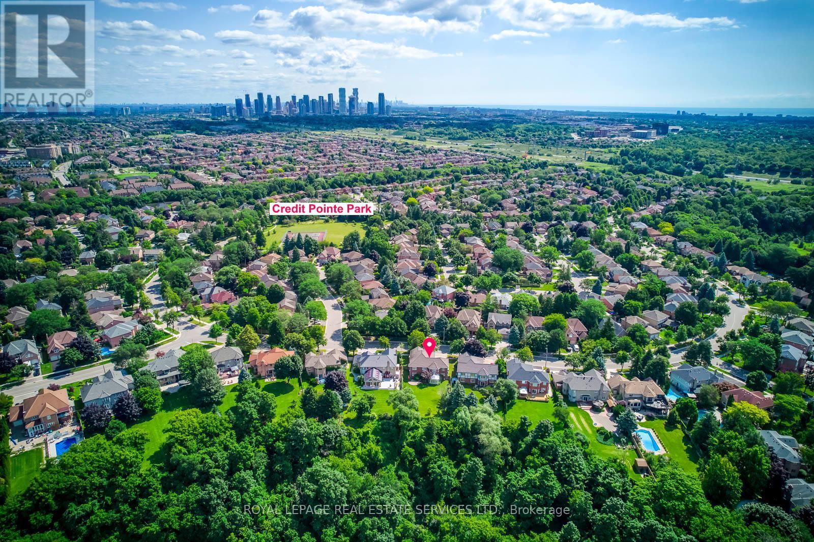 












4538 CREDIT POINTE DRIVE

,
Mississauga,




Ontario
L5M3L9

