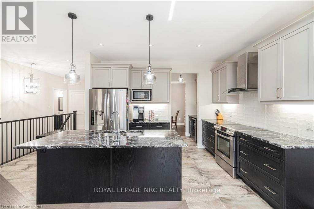 












144 LAMETTI DRIVE

,
Pelham (Fonthill),




Ontario
L0S1E6

