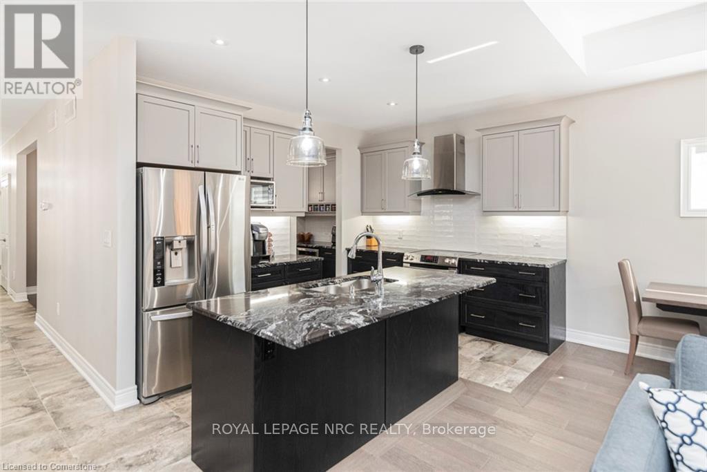 












144 LAMETTI DRIVE

,
Pelham (Fonthill),




Ontario
L0S1E6

