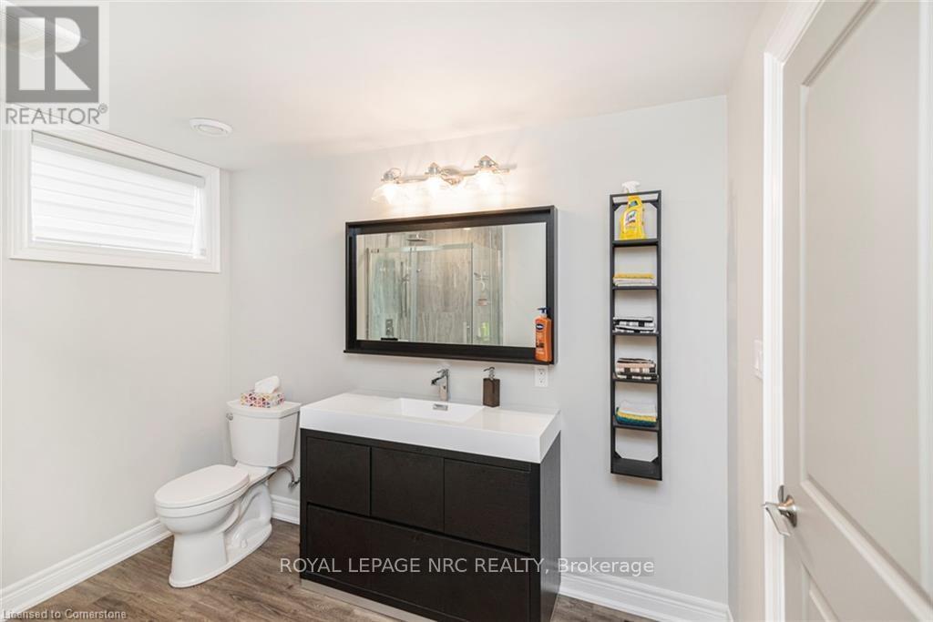 












144 LAMETTI DRIVE

,
Pelham (Fonthill),




Ontario
L0S1E6

