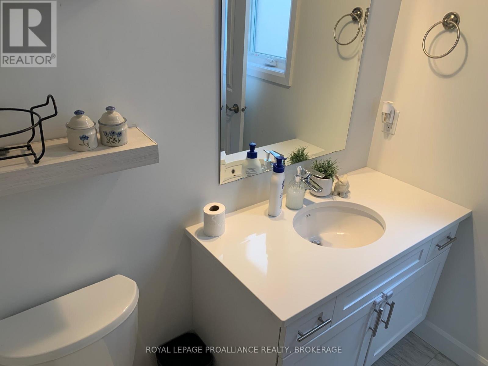












115 SUPERIOR DRIVE

,
Loyalist (Amherstview),




Ontario
K0H1G0

