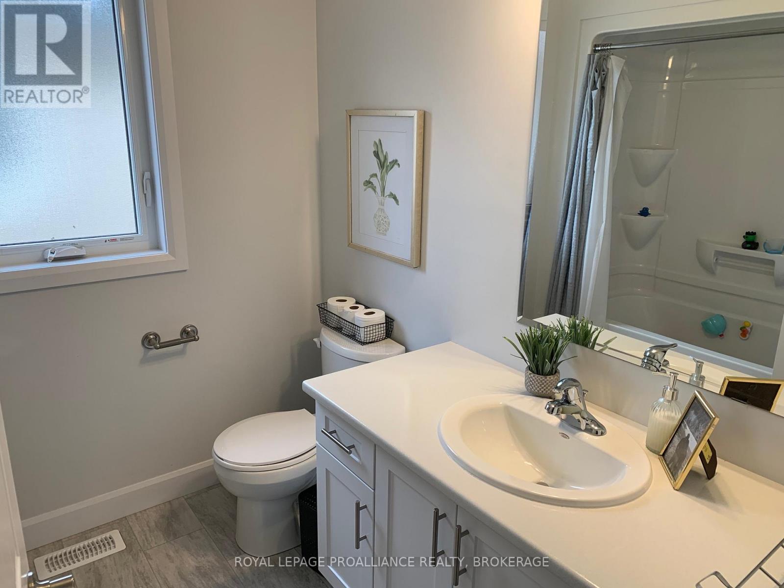 












115 SUPERIOR DRIVE

,
Loyalist (Amherstview),




Ontario
K0H1G0

