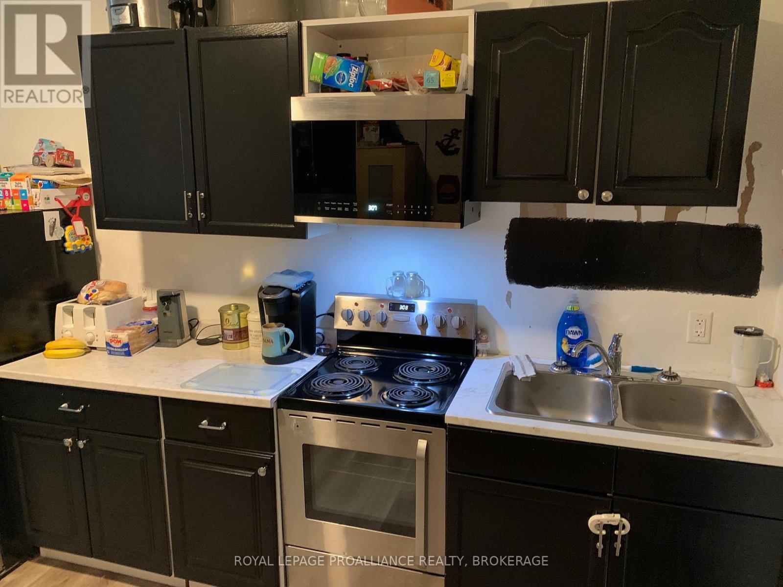 












115 SUPERIOR DRIVE

,
Loyalist (Amherstview),




Ontario
K0H1G0

