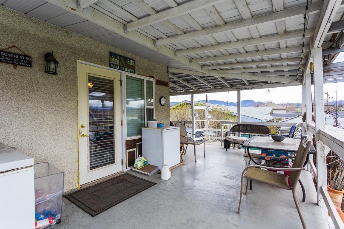 









1911


Cross

Road,
Kelowna,




BC
V1V 2E4

