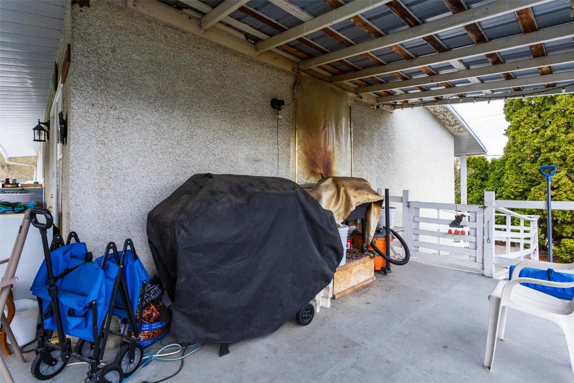 









1911


Cross

Road,
Kelowna,




BC
V1V 2E4

