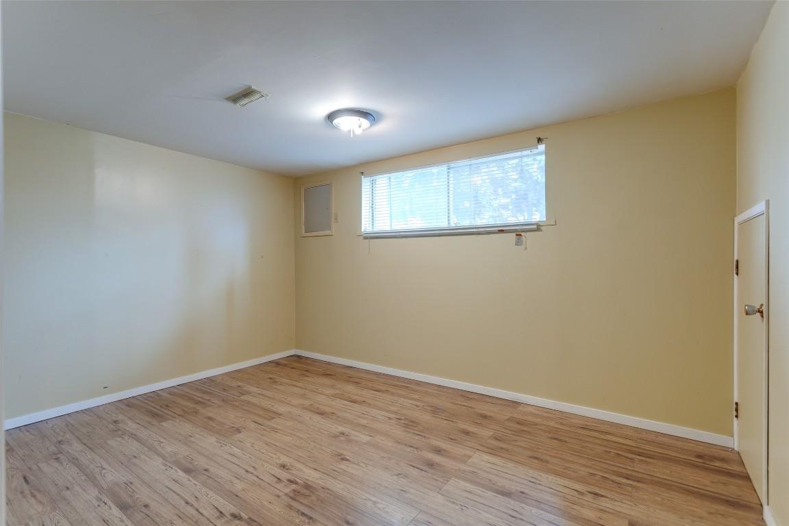 









1911


Cross

Road,
Kelowna,




BC
V1V 2E4

