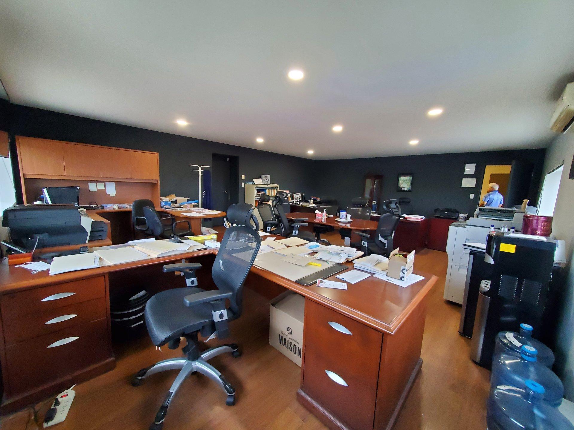 









3995


Boul. Lite

,
Laval (Saint-Vincent-de-Paul),




QC
H7E1A3

